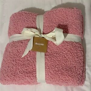 Pink Sherpa Throw Blanket